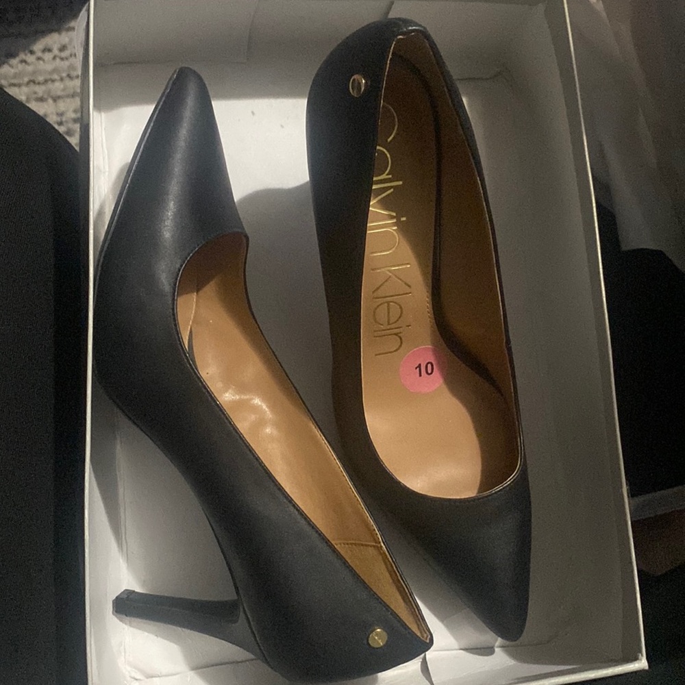Black shoes